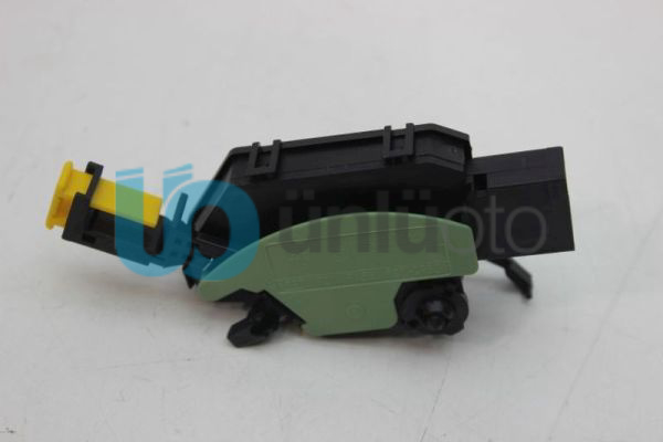 Debriyaj Fren Pedal Sensörü (Müşürü) - Fiat Grande Punto Doblo Punto Evo Fiorino Punto Alfa Romeo Mito Giulietta