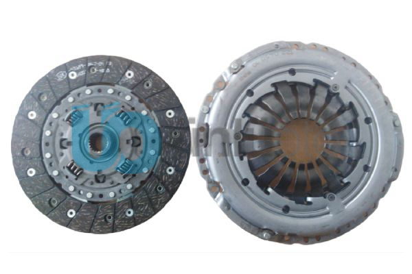 DEBRİYAJ SETİ BASKI DİSK ALFA ROMEO GIULIETTA-MITO 1.4 T 10  BRAVO 08  PUNTO 1