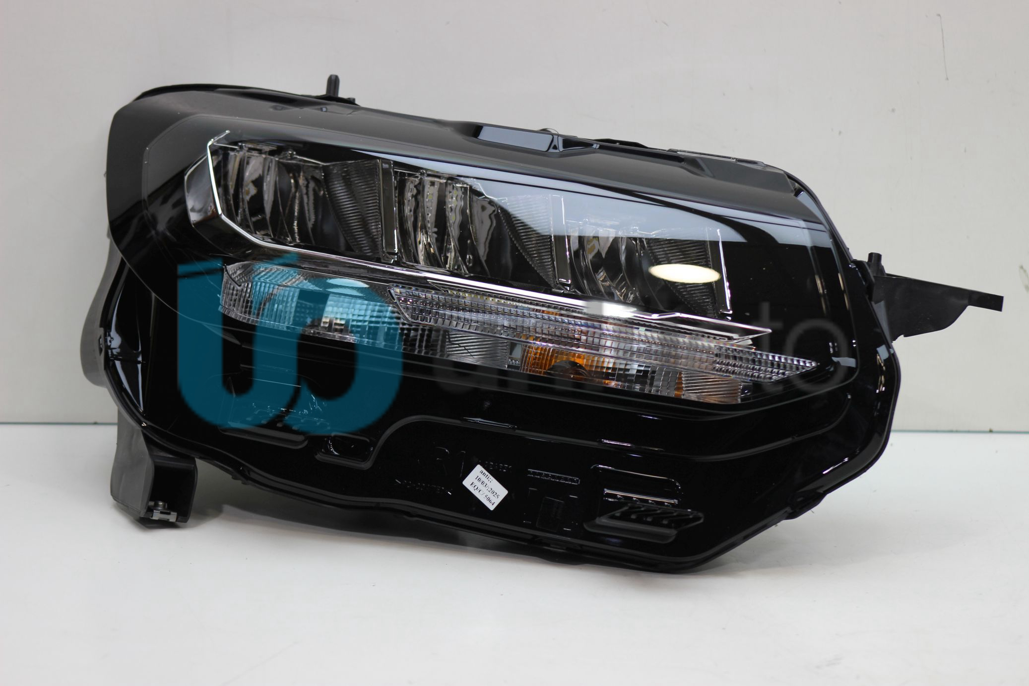 FAR SAĞ LEDLI YENI DOBLO 5 KASA