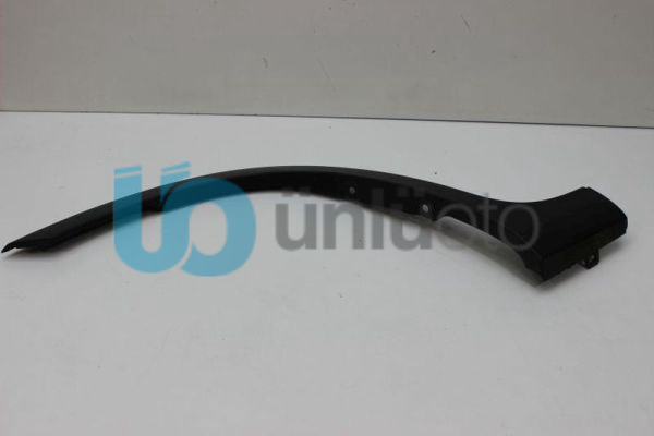 Fiat 500L Sol Ön Çamurluk Çıtası