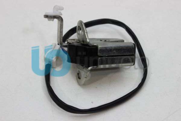 Fiat Doblo Bagaj Sol Alt Kilidi Orijinal 2000-2009