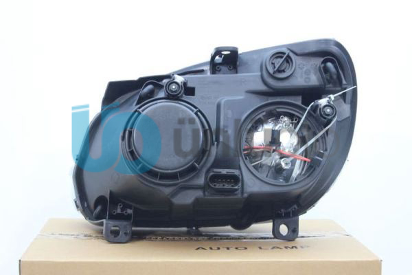 Fiat Doblo Sağ Far Lambası 2006-2009