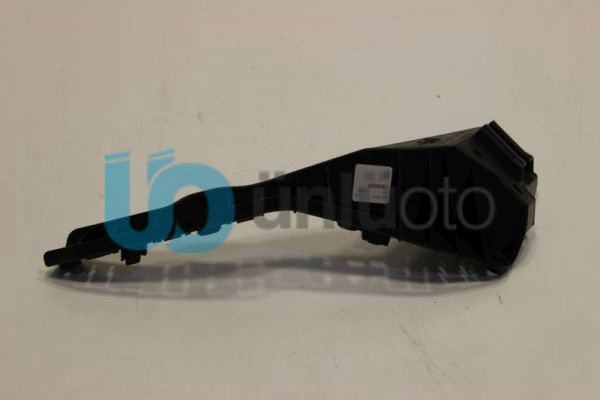 Fiat Ducato 2014 Ön Tampon Sol Braketi (Küçük) Orijinal