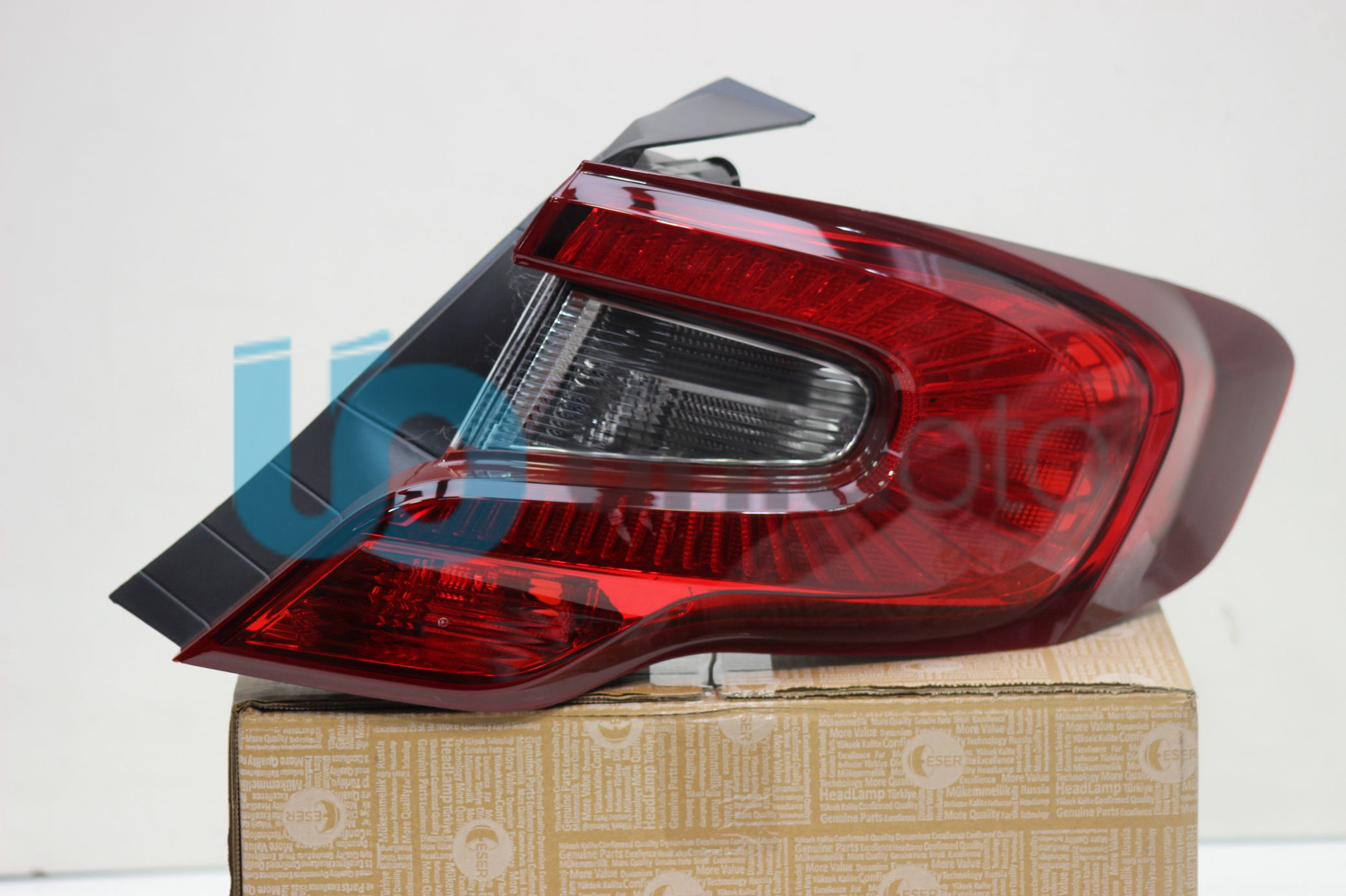 Fiat Egea Sedan Sağ Stop Lambası Duysuz