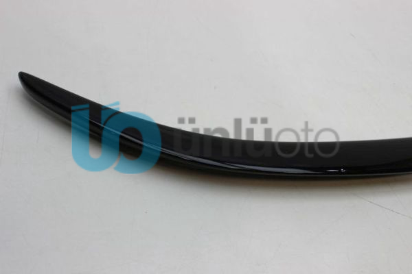 Fiat Egea Spoiler Piano Siyah Bagaj Kapağı Rüzgarlığı