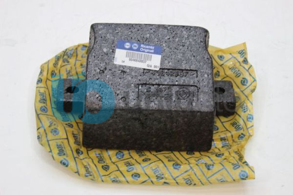 Fiat Punto Arka Tampon Takozu Köpük