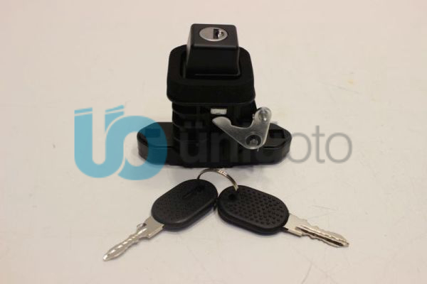 Fiat Uno Bagaj Kilidi Dış Anahtarlı