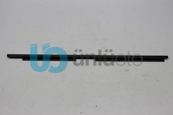 Fiat Uno Sağ Ön Kapı Cam Dış Kenar Çıtası Fitilli