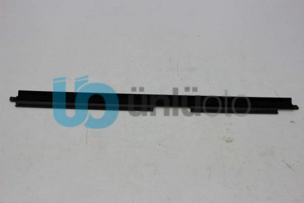 Fiat Uno Sol Arka Kapı Cam Dış Kenar Çıtası Fitilli