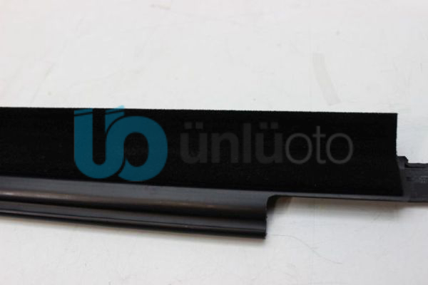 Fiat Uno Sol Arka Kapı Cam Dış Kenar Çıtası Fitilli