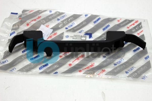 Fiat Uno Tavan Tutunma Kolu Tutamak Kolçağı