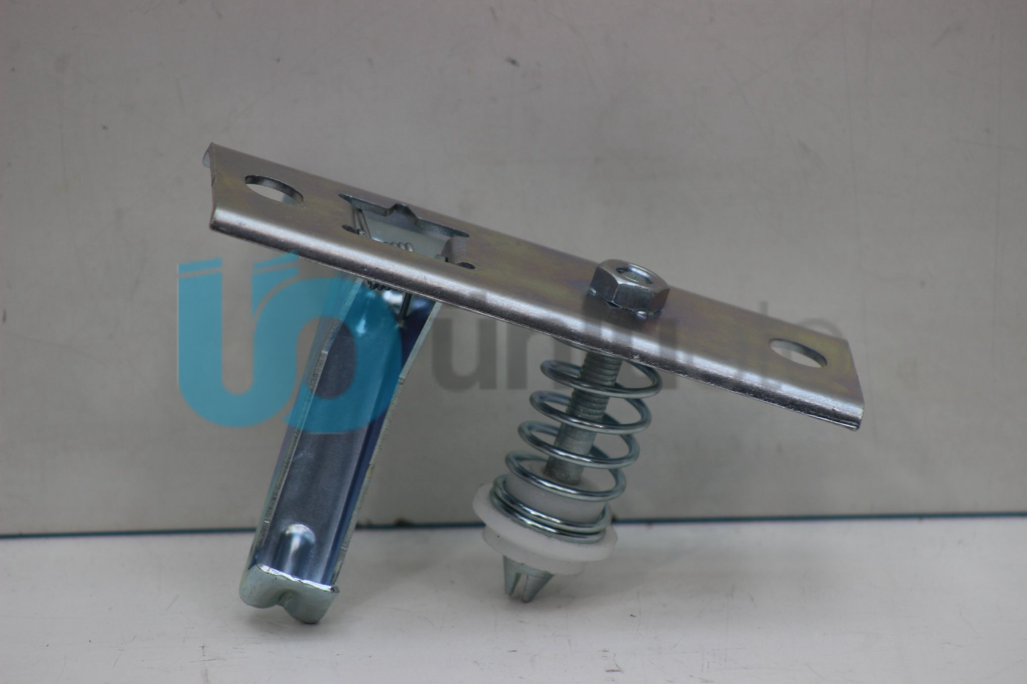 Motor Kaput Kilidi Üst Tempra Tipo