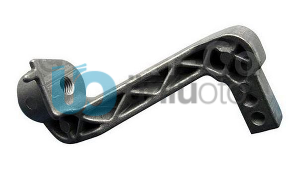 RADYATÖR BAĞLANTI BRAKETİ ALT SOL CORSA C-COMBO C 01