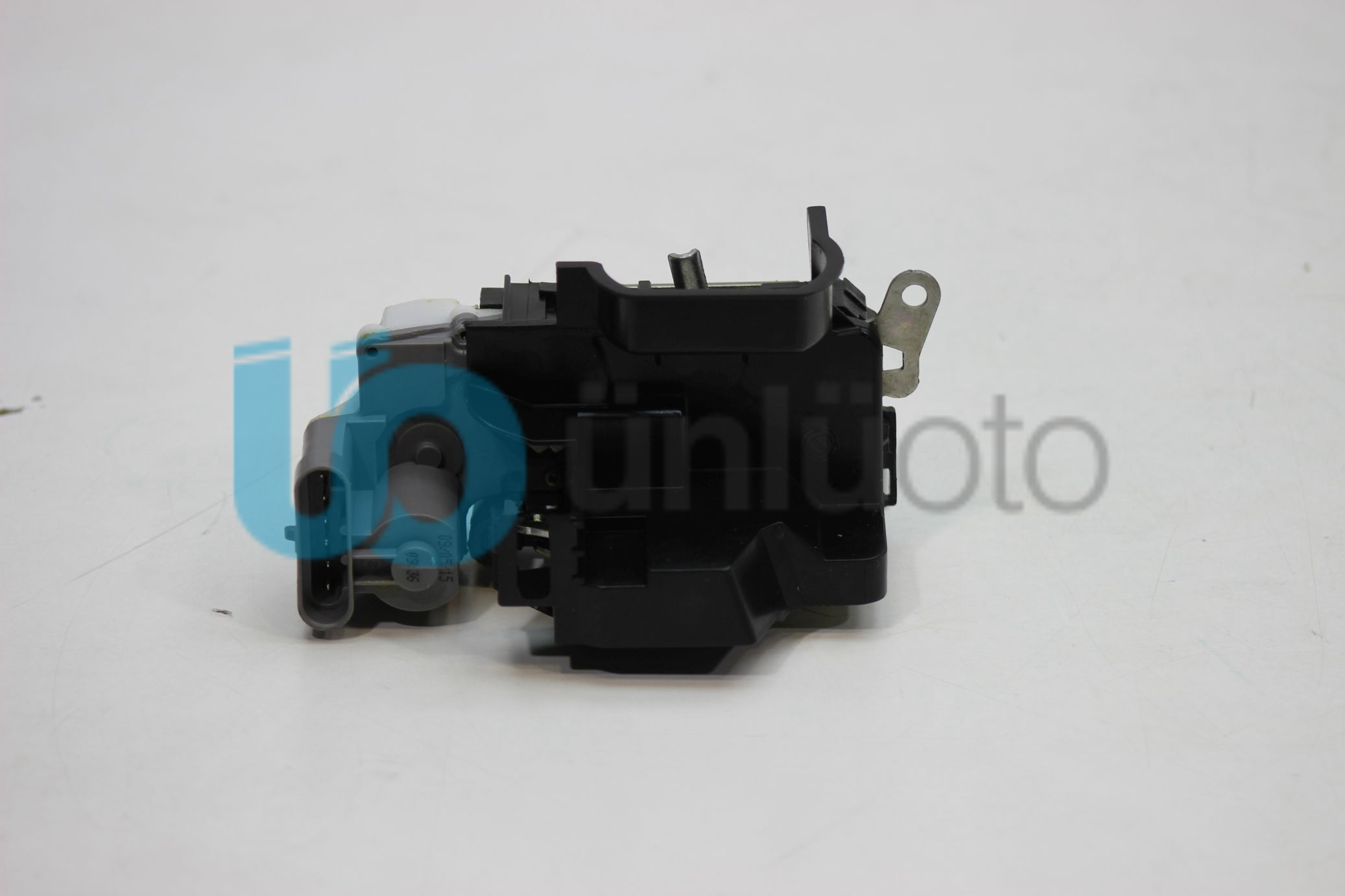 Sağ Ön Kapı Kilidi Elektrikli - Fiat Palio Siena Albea Strada