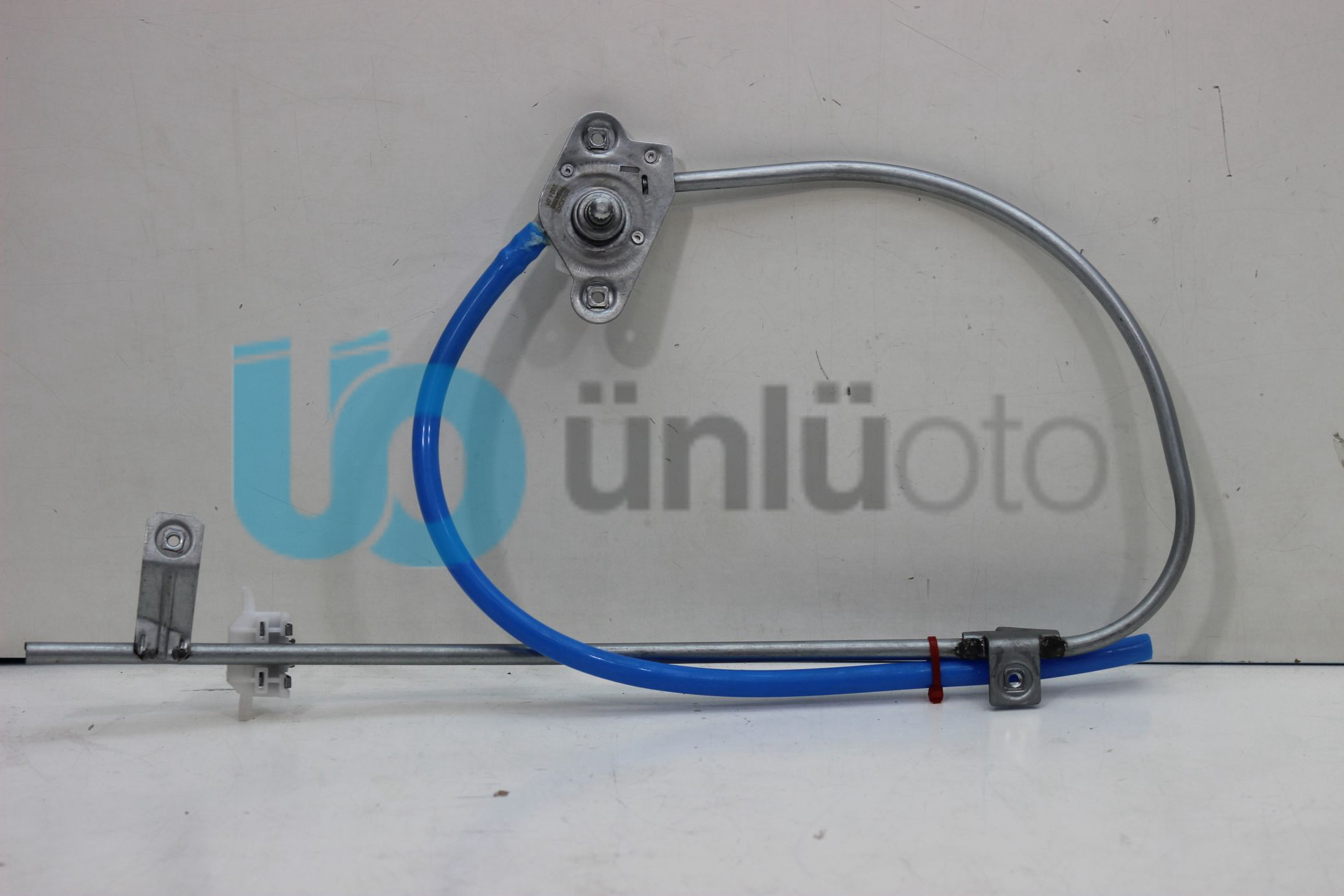 Sol Ön Cam Krikosu Mekanik - Fiat Uno 70-60