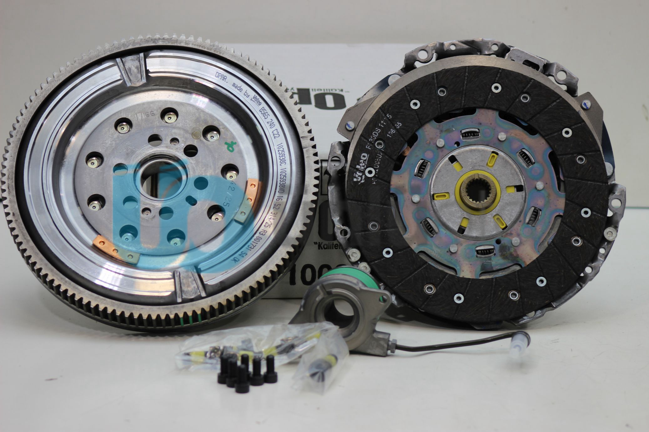 VOLAN KOMPLE DEBRIYAJ SETI (BASKI+ BALATA+ BILYE) 1.6 MULTIJET DİZEL İNCE DİŞ VALEO