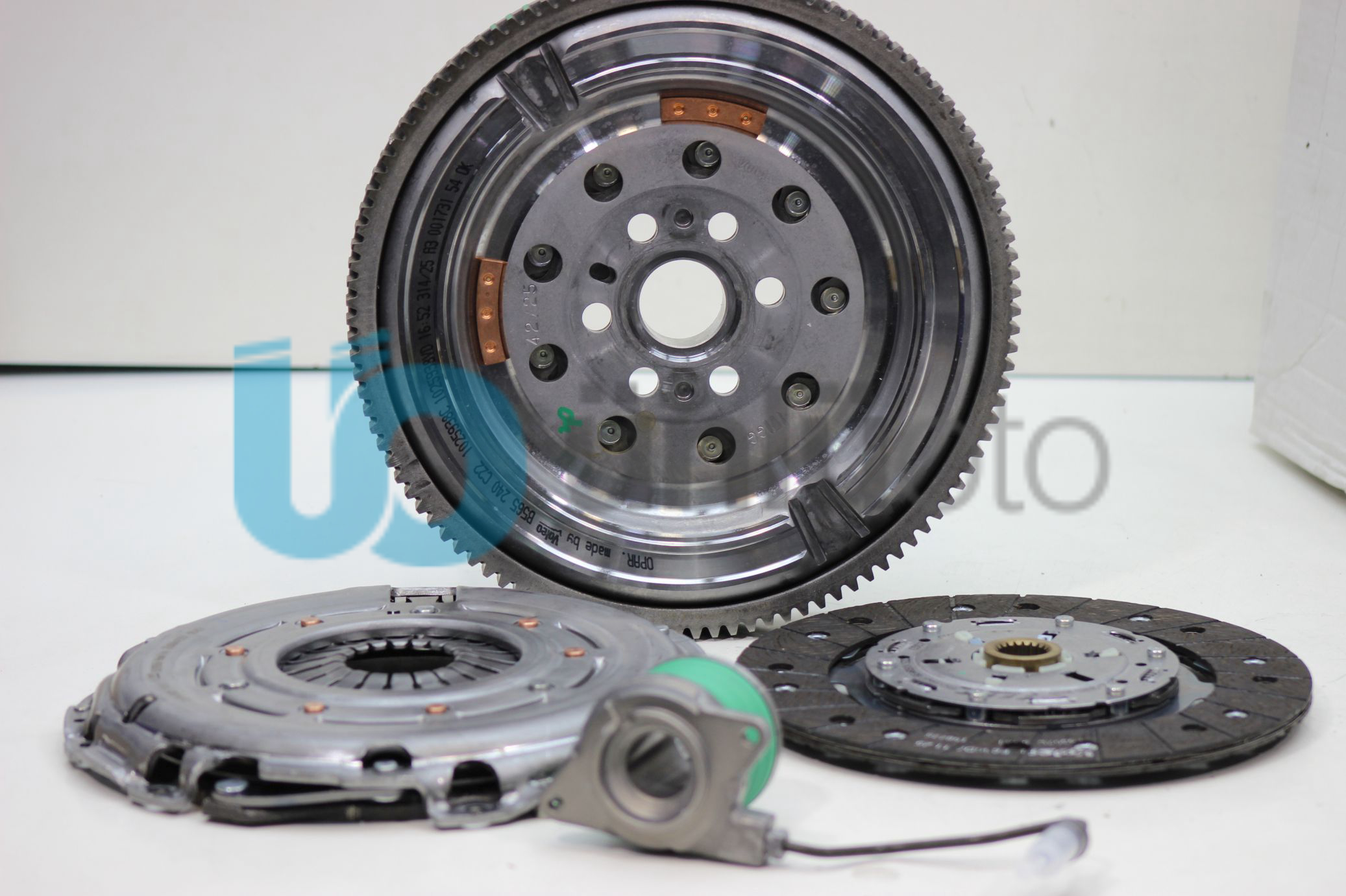 VOLAN KOMPLE DEBRIYAJ SETI (BASKI+ BALATA+ BILYE) 1.6 MULTIJET DİZEL KALIN DIŞ VALEO