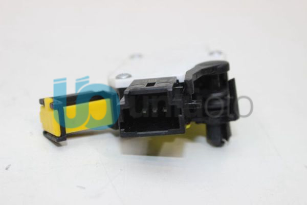 Debriyaj Pedal Müşürü (Sensörü) - Fiat 500 Bravo 500L Panda Punto Egea Fiorino Doblo Ducato Alfa Romeo Giulietta Mito Lancia Ypsilon Delta