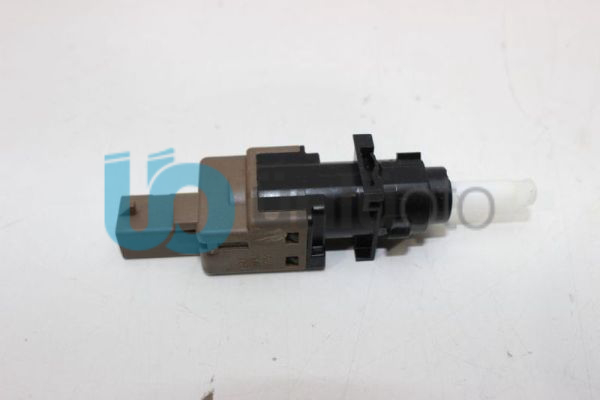 Debriyaj Pedal Müşürü Sensörü - Fiat Doblo Stilo Bravo Ducato 500 İdea Linea Alfa Romeo 147 156 159