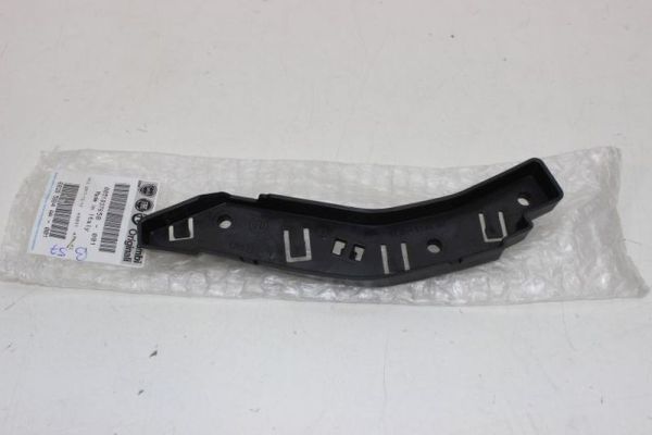 Fiat 500X Ön Tampon Sağ Bağlantı Ayağı (Braketi)