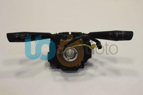 Fiat Doblo Yeni Far Sinyal Silecek Kolu Kumanda Grubu