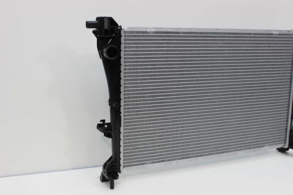 Fiat Egea 1.3 1.4 Motor Su Radyatörü