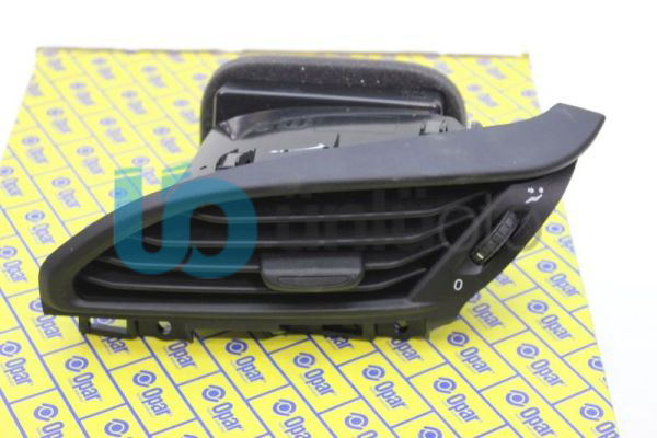 Fiat Egea Kalorifer Havalandırma Izgarası Sağ Difüzör