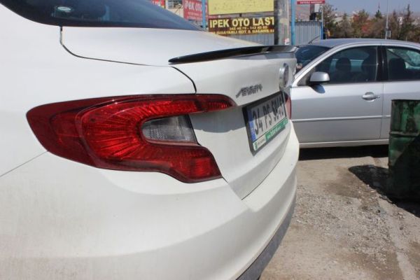 Fiat Egea Spoiler Siyah Bagaj Kapağı Rüzgarlığı Orijinal