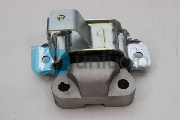 Fiat Fiorino 1.3 Euro5 Motor Takozu Sol Taraf