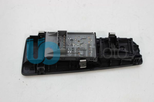 Fiat Grande Punto Cam Açma Ve Ayna Ayar Kumanda Paneli