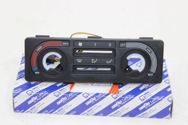 Fiat Uno Kumanda Paneli Çerçevesi Kaplama