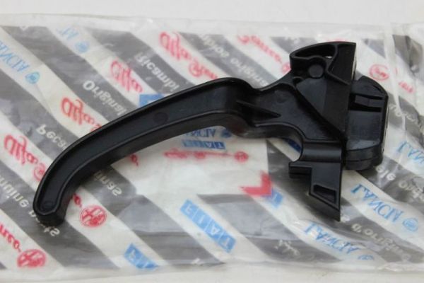 Fiat Uno Motor Kaput İç Açma Kolu