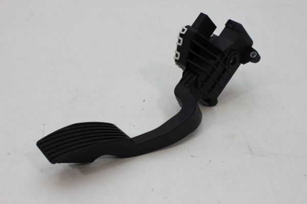 Gaz Pedalı Fiat Grande Punto Linea Punto Evo 500L Punto Alfa Romeo Mito