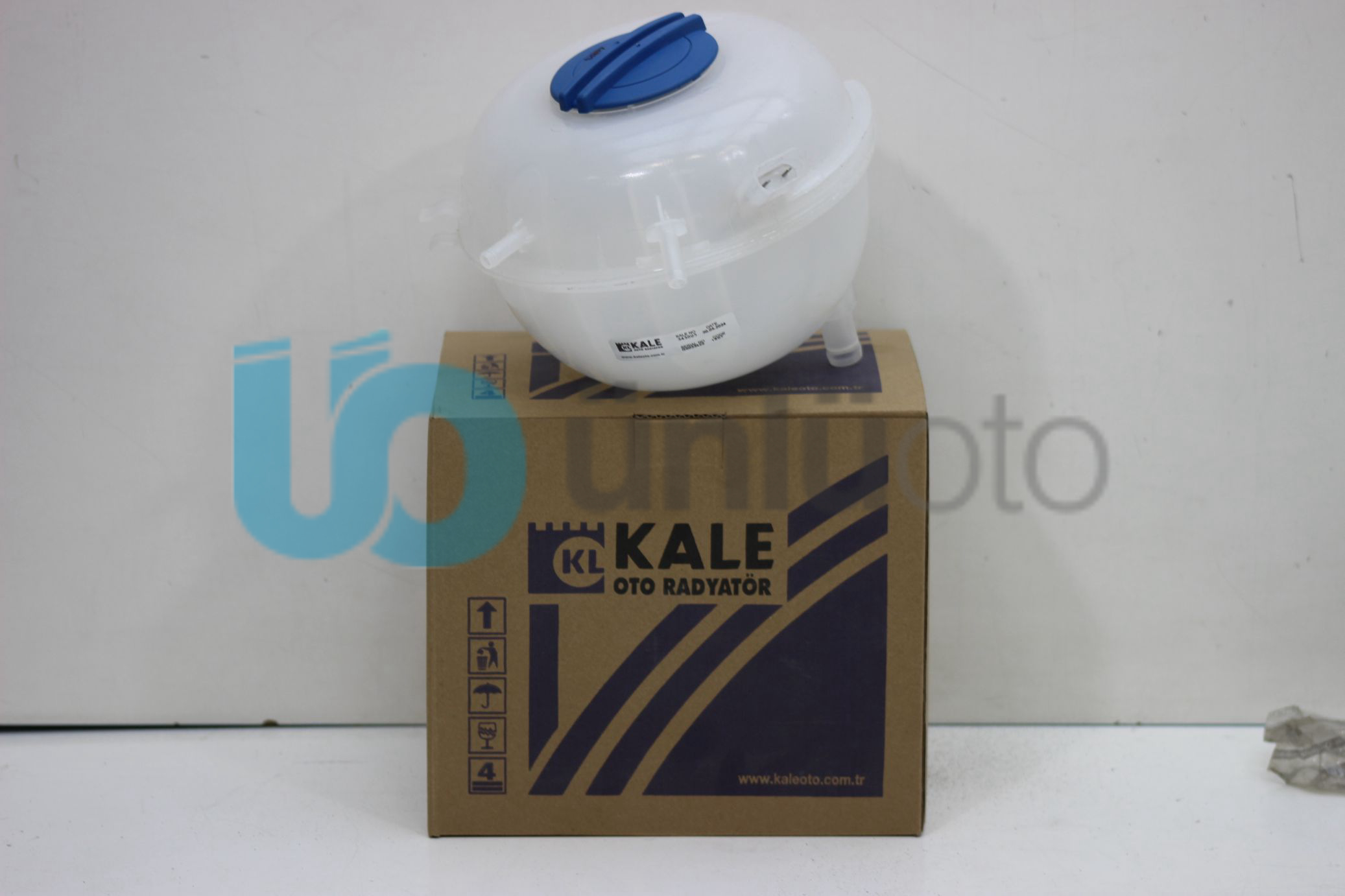 Radyator Ek Su Deposu Bıdonu-Genlesme Kabı Transporter T5 T6 T7