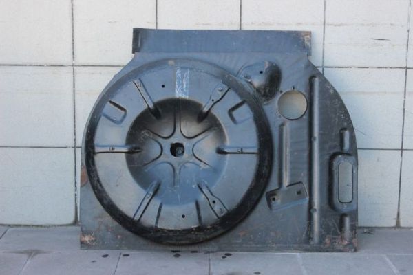 Tofaş Kartal Bagaj Taban Sacı (İstetme Yuvası)