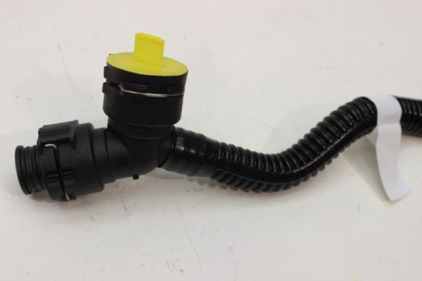Yağ Soğutucu Hortumu (Borusu) 1.6 - Fiat Grande Punto İdea Linea Bravo Doblo Alfa Romeo Mito Lancia Musa Delta